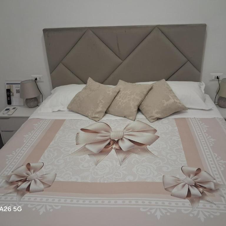 LA LANTERNA DI ANGELO rent rooms and apartments free parking on the street front - Camera Matrimoniale con Bagno Privato - 4