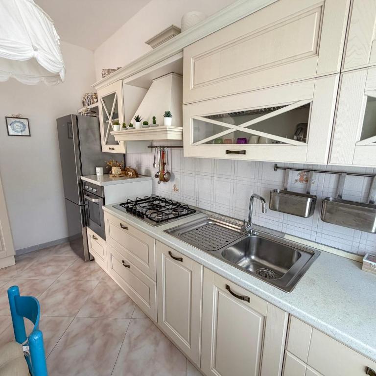 La Casa di Barbara - Appartamento con 2 Camere da Letto e Terrazza - 7