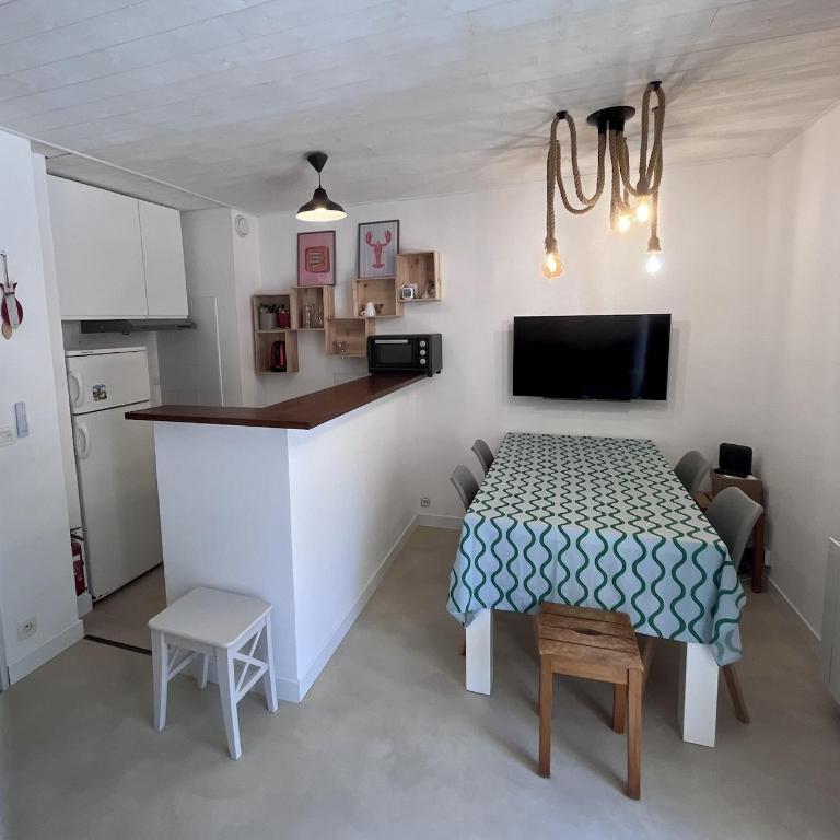 Villa 52, duplex détente entre piscine et plage - Casa de 2 dormitorios - 2