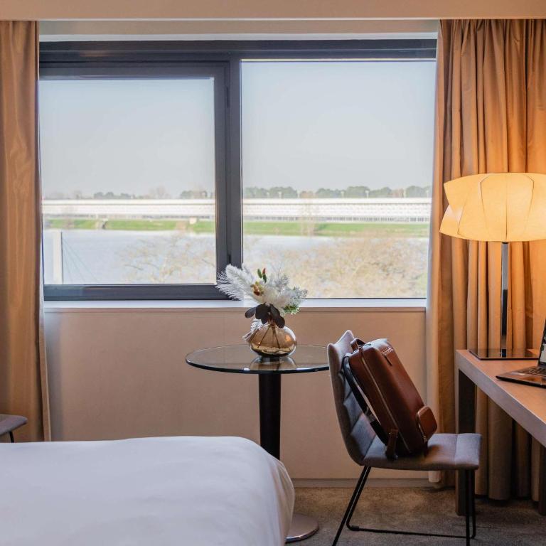 Pullman Bordeaux Lac - Chambre Double Deluxe - Vue sur Lac - 6