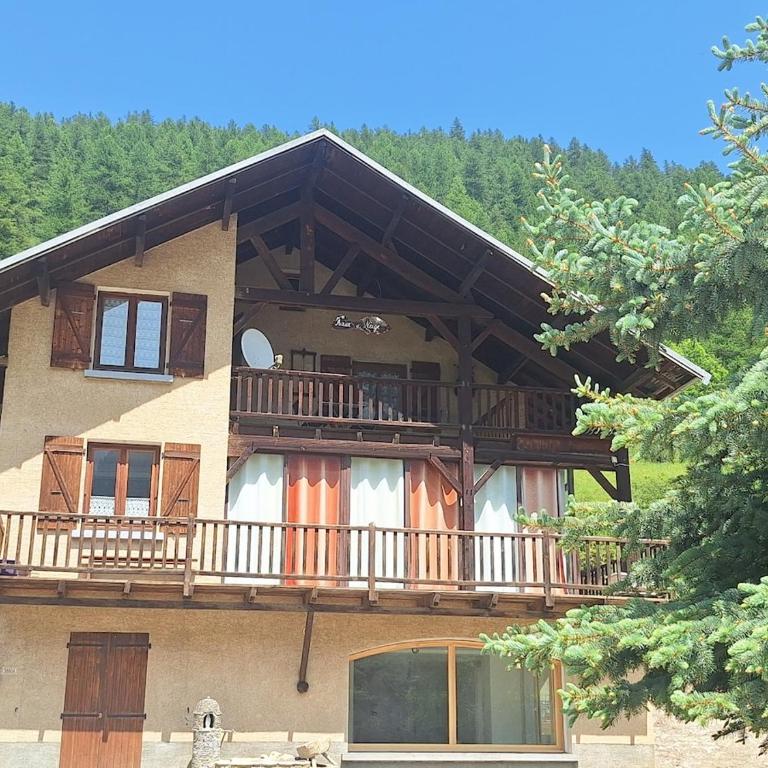 Arvieux chalet 8 à 10 personnes - Appartement - 1