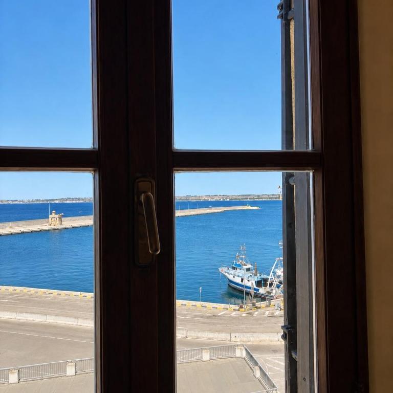 Al Pescatore Hotel & Restaurant - Camera Quadrupla con Vista Mare - 4