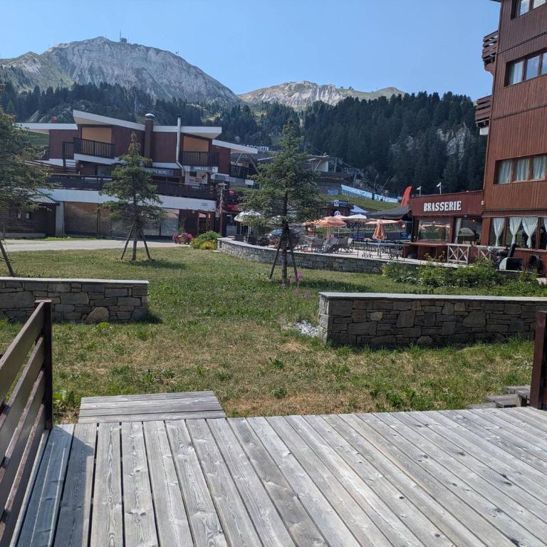 Studio divisible, ski aux pieds, terrasse, animaux admis - Studio - 10