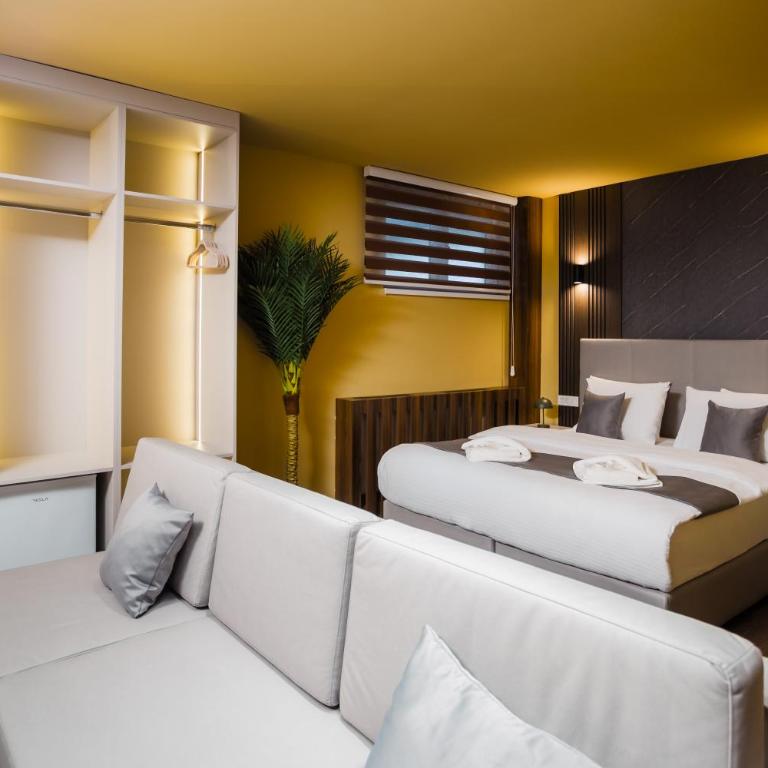 Central Apartments 3min from Ferhadija by Naami - Studio Apartman s Balkonom - 16