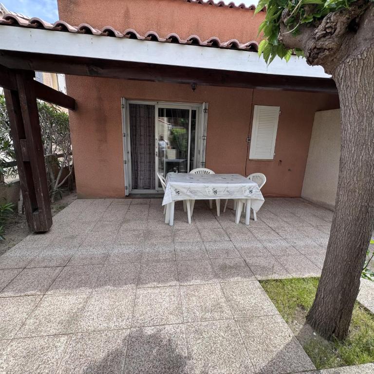 HOLIDAYLAND 261 VILLA T2 MEZZANINE 6 couchages climatisé NARBONNE PLAGE - Haus mit 1 Schlafzimmer - 15