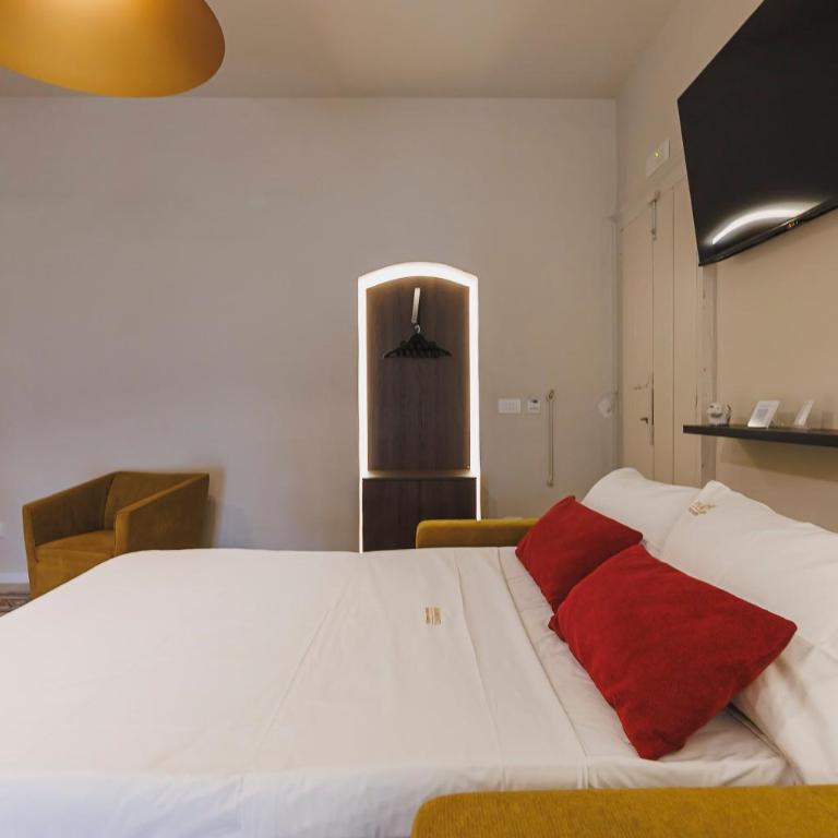Harmonies BnB - Luxury Suites & Family Room Bari - Camera Familiare Deluxe - 13