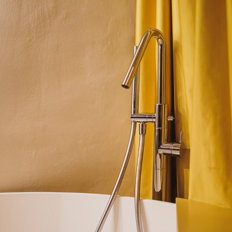 Harmonies BnB - Luxury Suites & Family Room Bari - Camera Familiare Deluxe - 17