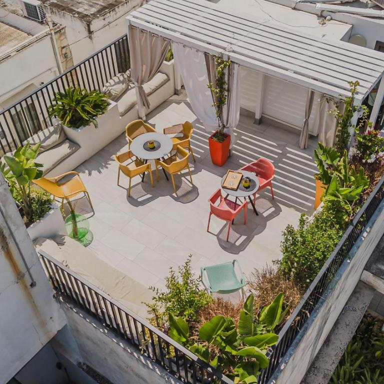 Harmonies BnB - Luxury Suites & Family Room Bari - Camera King - 4