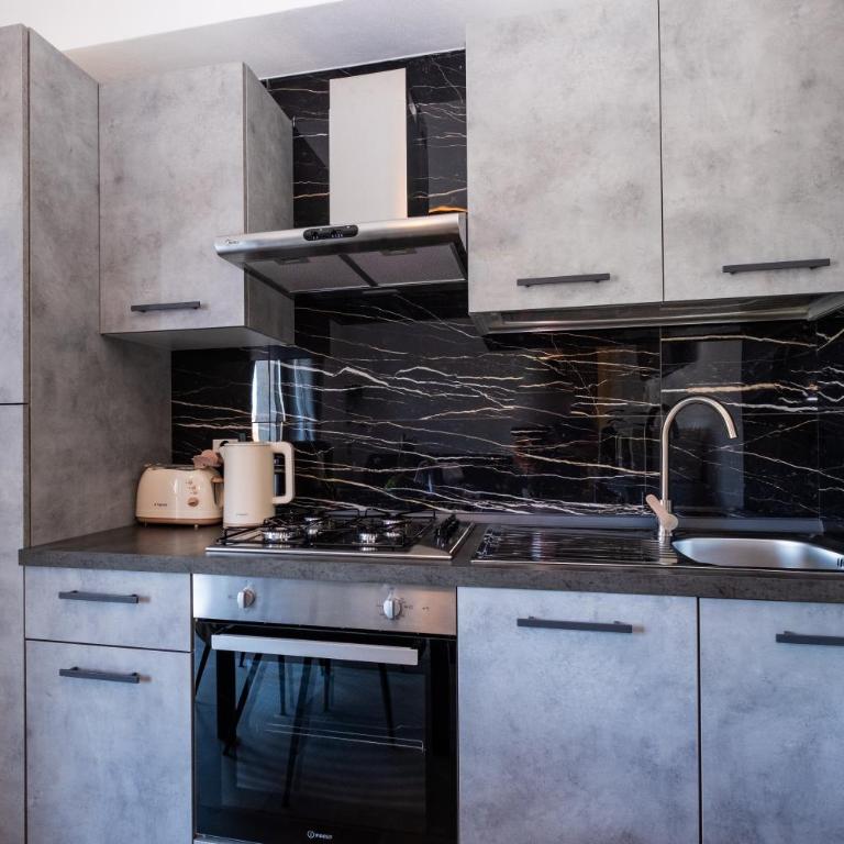 Da Mariolina Apartments and rooms - Family Room - 6