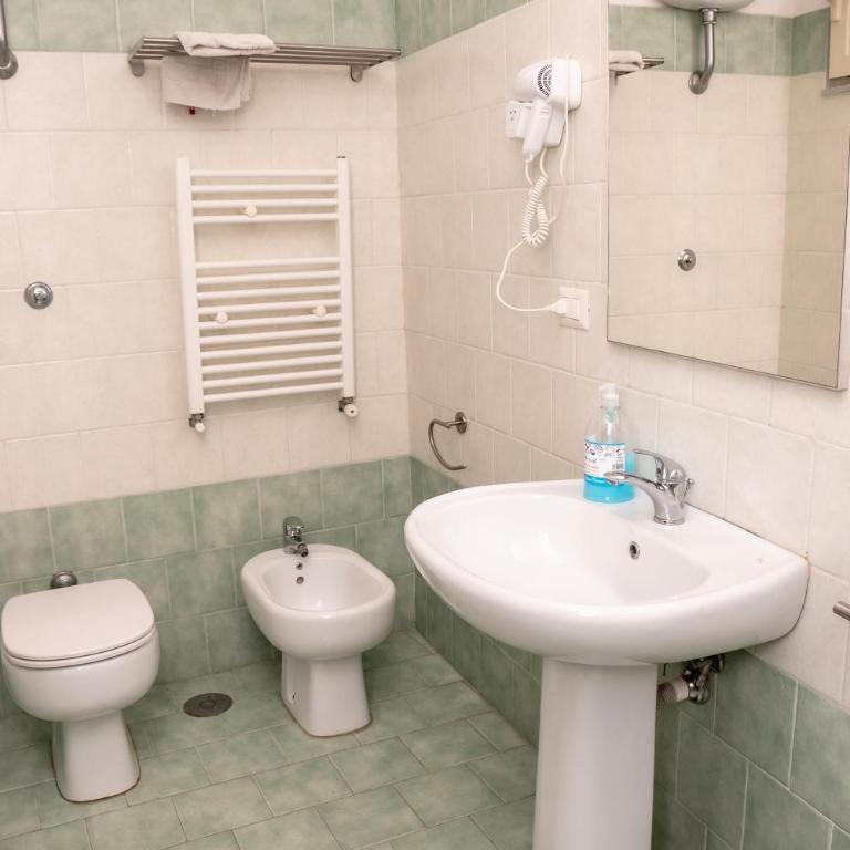 rooms 339 casapartenope - Appartamento con 1 Camera da Letto - 8