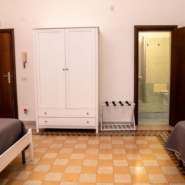 rooms 339 casapartenope - Appartamento con 1 Camera da Letto - 21
