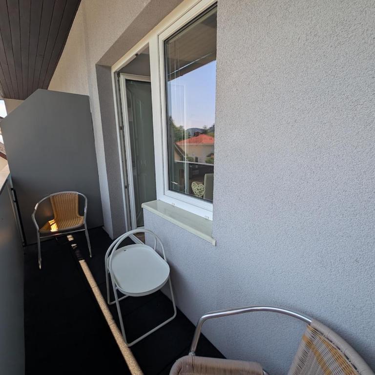 See 13 - Sonniges Balkon-Studio in Seenähe inklusive 2 Bäderkarten - Apartment mit 1 Schlafzimmer - 12