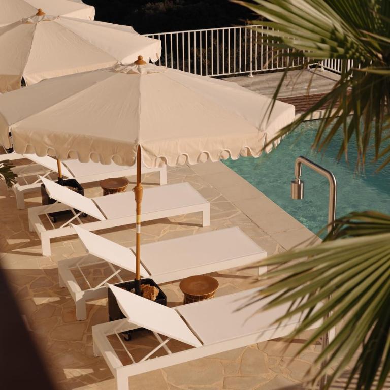 NEW Luxury Villa Pool - Appartement 3 Chambres - 4