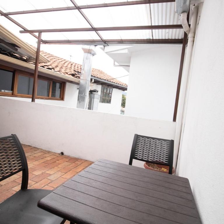 Modern Apartment in Historic Center Terrace - Two-Bedroom Apartment - 35