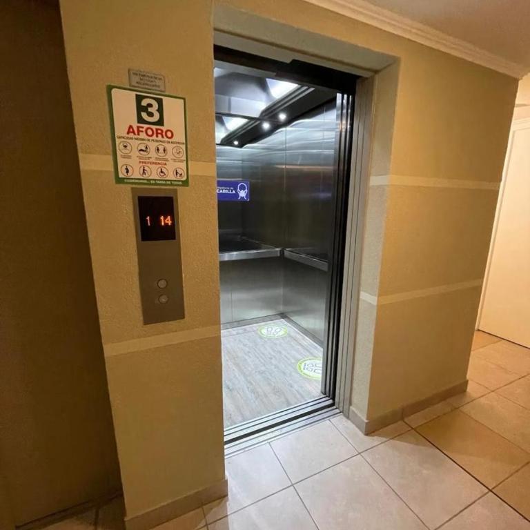 Peñuelas Beach Casino Parking Pool Wi-Fi Sleeps 4 - Apartamento de 2 dormitorios - 13