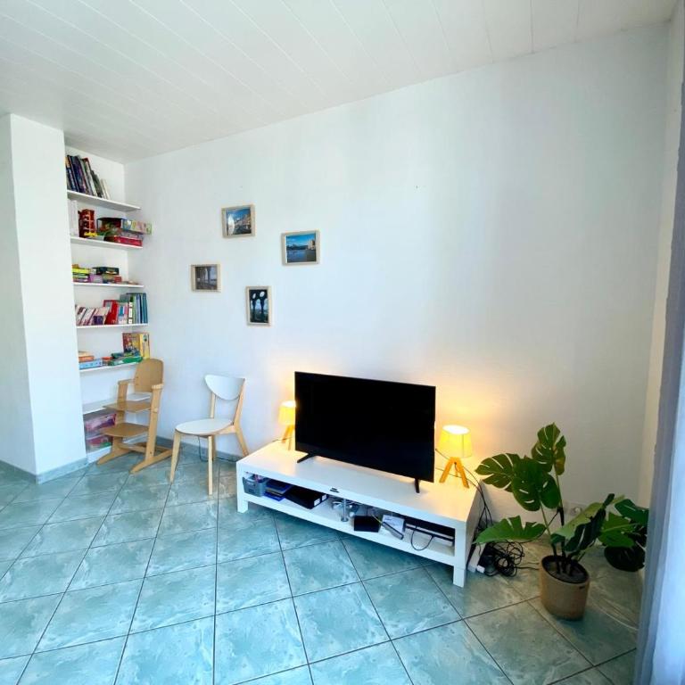 LES ÎLES - Parking, Balcon & PS4! - Appartamento con 2 Camere da Letto - 24