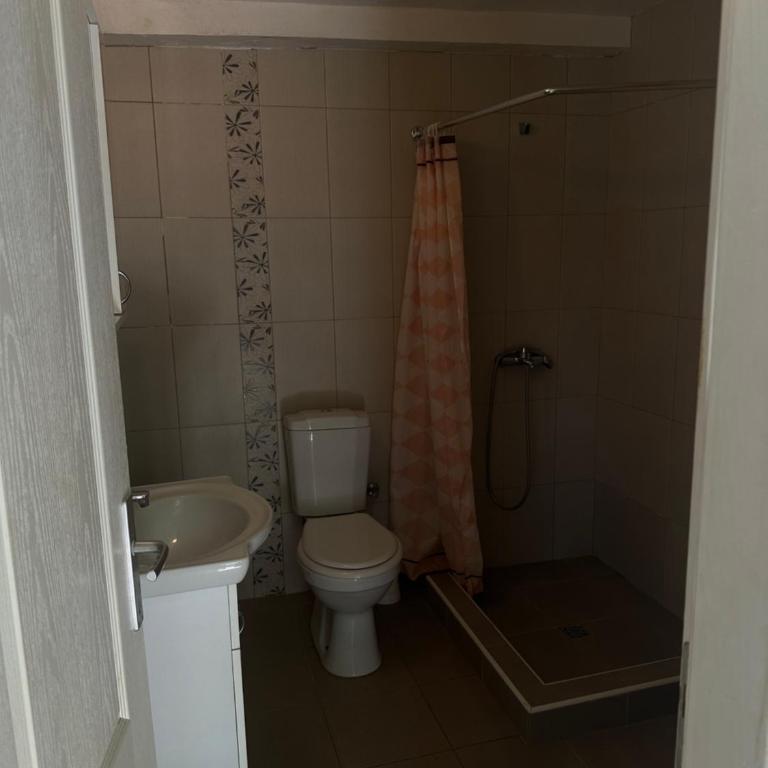Petrovac Apartments - Apartment mit 2 Schlafzimmern - 1