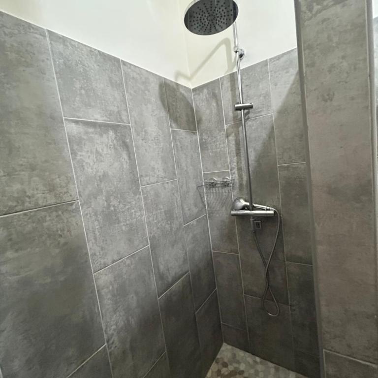 Appart cosy 45m2 - Tram 2 min & Métro, cœur de Marseille - Apartment mit 1 Schlafzimmer - 10