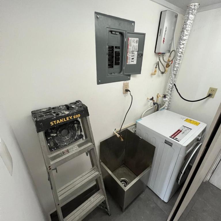 Lovely department with 2 rooms, 5 min UANL - Apartamento de 2 dormitorios - 7