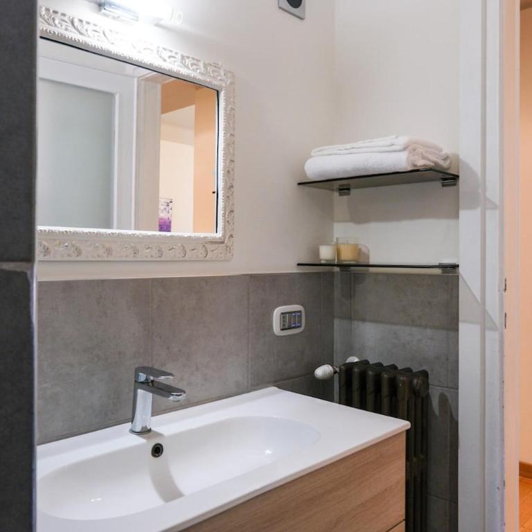 Bertacchi Authentic Home - Navigli and Bocconi - Appartamento con 1 Camera da Letto - 10