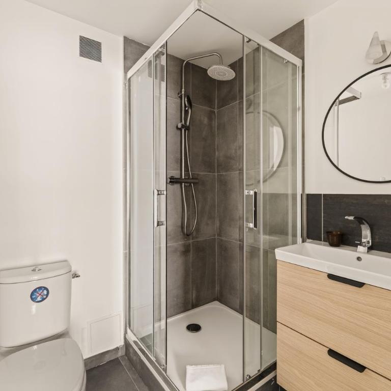 Grand & Spacious 3BR Home for 8 in Paris 10th - Appartement 3 Chambres - 6