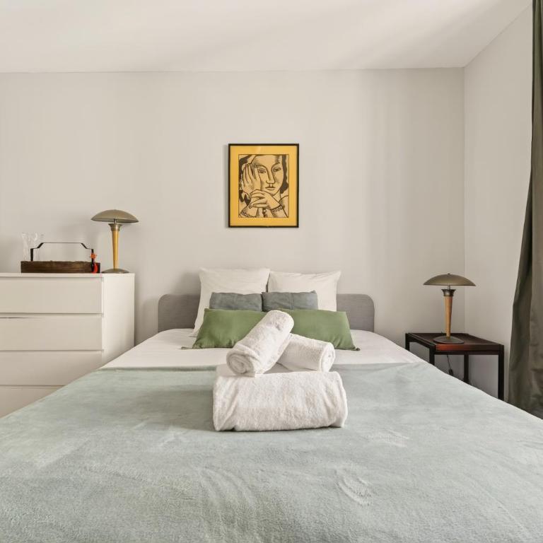 Grand & Spacious 3BR Home for 8 in Paris 10th - Appartement 3 Chambres - 5