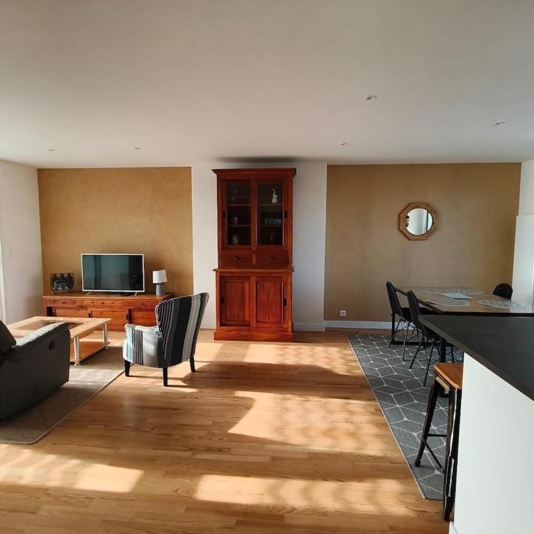 99m2 appartement proche de la mer entièrement rénové 3 chambres - Appartement 3 Chambres - 15
