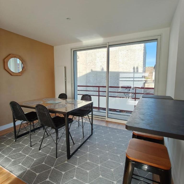 99m2 appartement proche de la mer entièrement rénové 3 chambres - Appartement 3 Chambres - 20