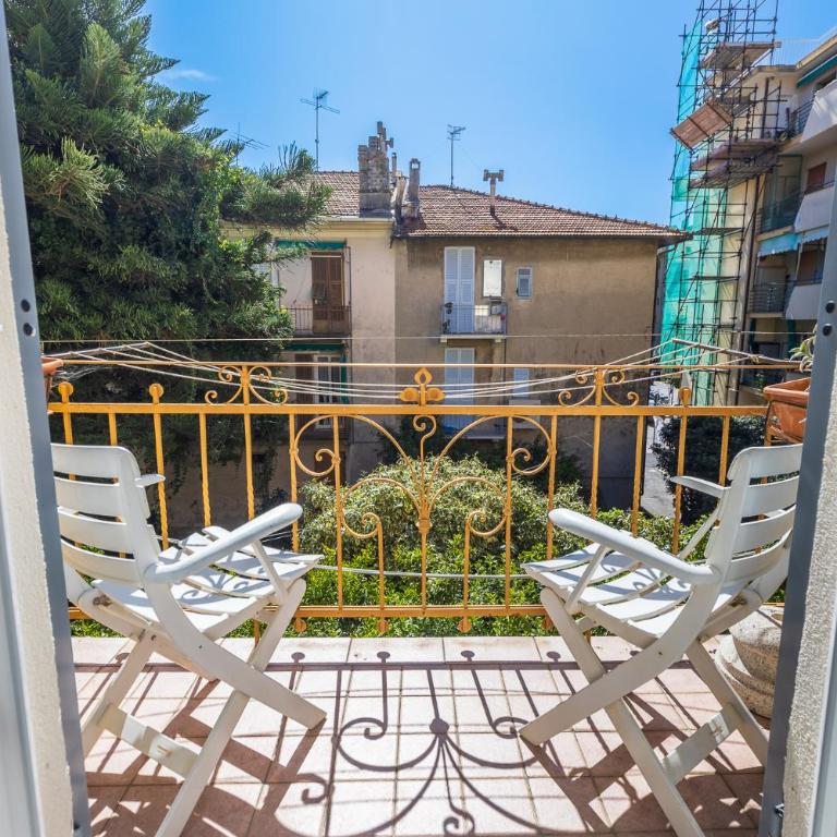 Hostdomus - Bilocale da Patrizia - Appartamento con 2 Camere da Letto - 32