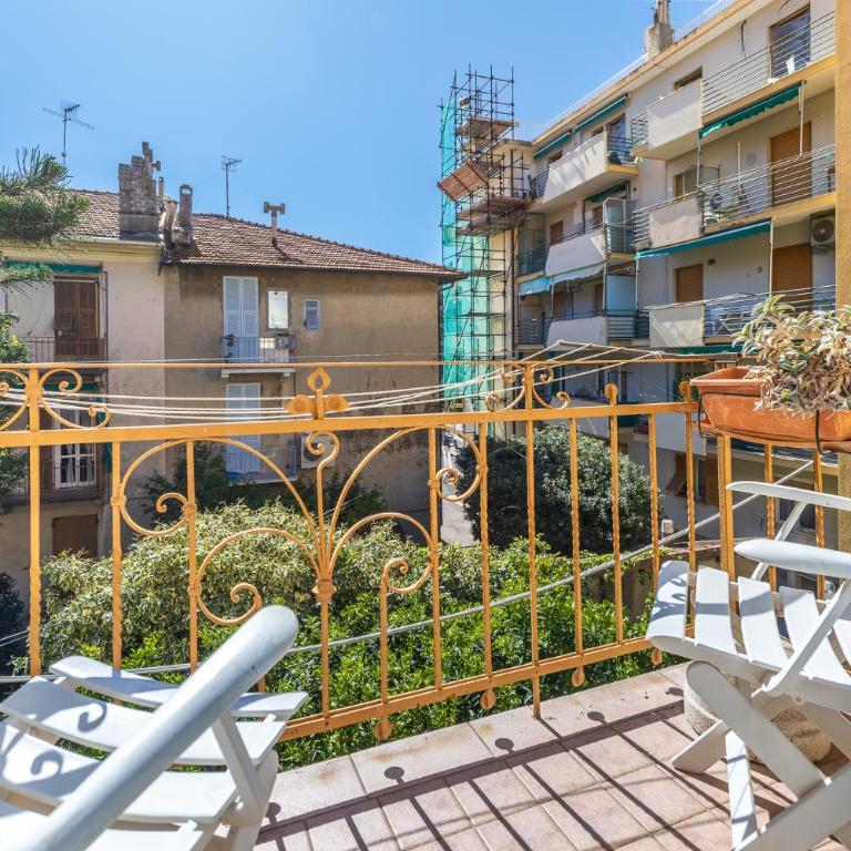 Hostdomus - Bilocale da Patrizia - Appartamento con 2 Camere da Letto - 35