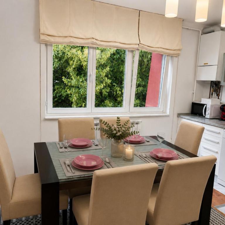 City URBAN HOME - Two-Bedroom Apartment - 17