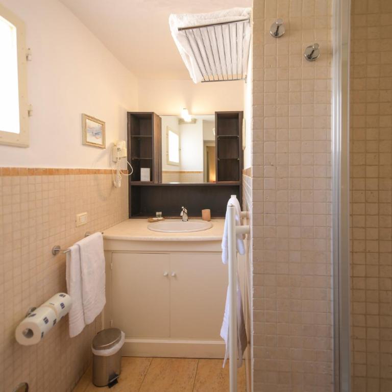 Casa Rovai Guest House - Camera Matrimoniale/Doppia con Letti Singoli con Bagno Privato - 6