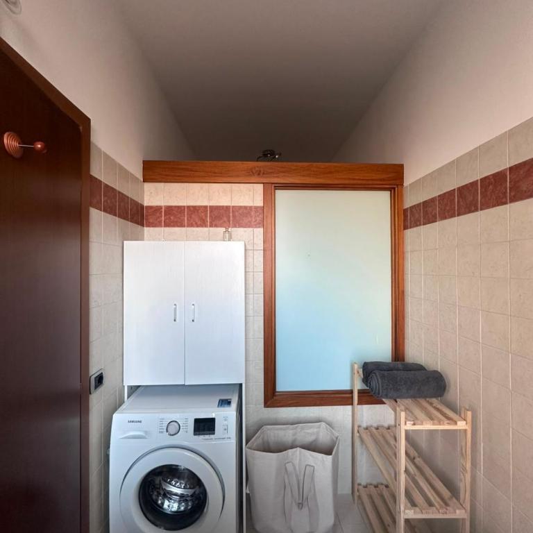 Spazioso appartamento a due passi dal centro - Appartamento con 2 Camere da Letto e Balcone - 4