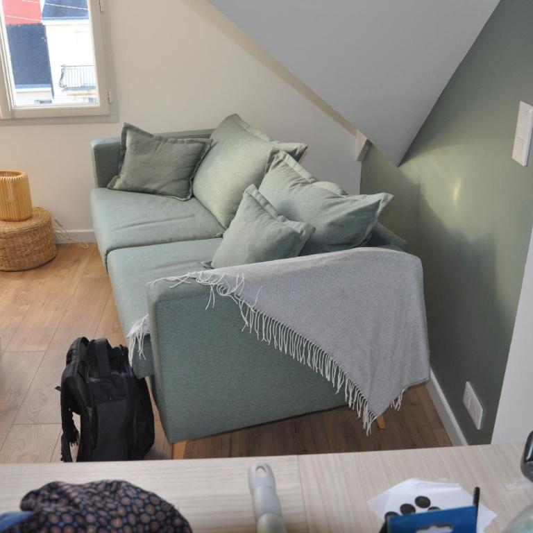 Beautiful 3-room attic apartment, new and fully equipped - Appartement 2 Chambres - 10