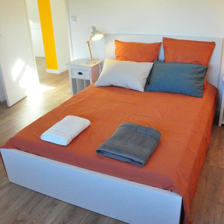 Beautiful 3-room attic apartment, new and fully equipped - Appartement 2 Chambres - 15