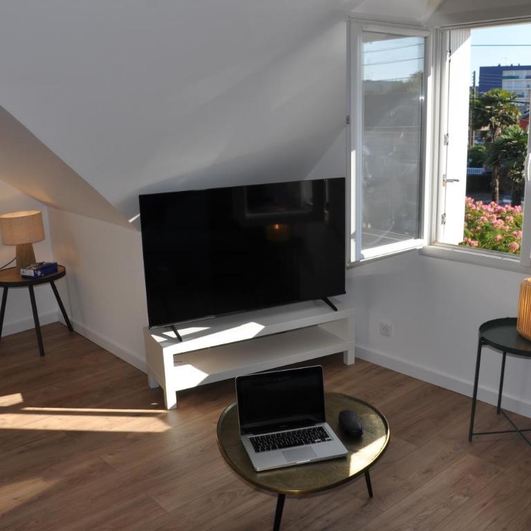 Beautiful 3-room attic apartment, new and fully equipped - Appartement 2 Chambres - 11