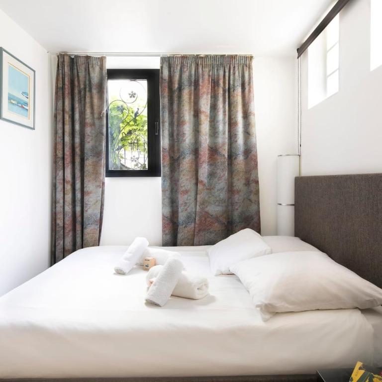 Charmant T2 avec terrasse Buttes Chaumont à 2 pas - Appartement - 2