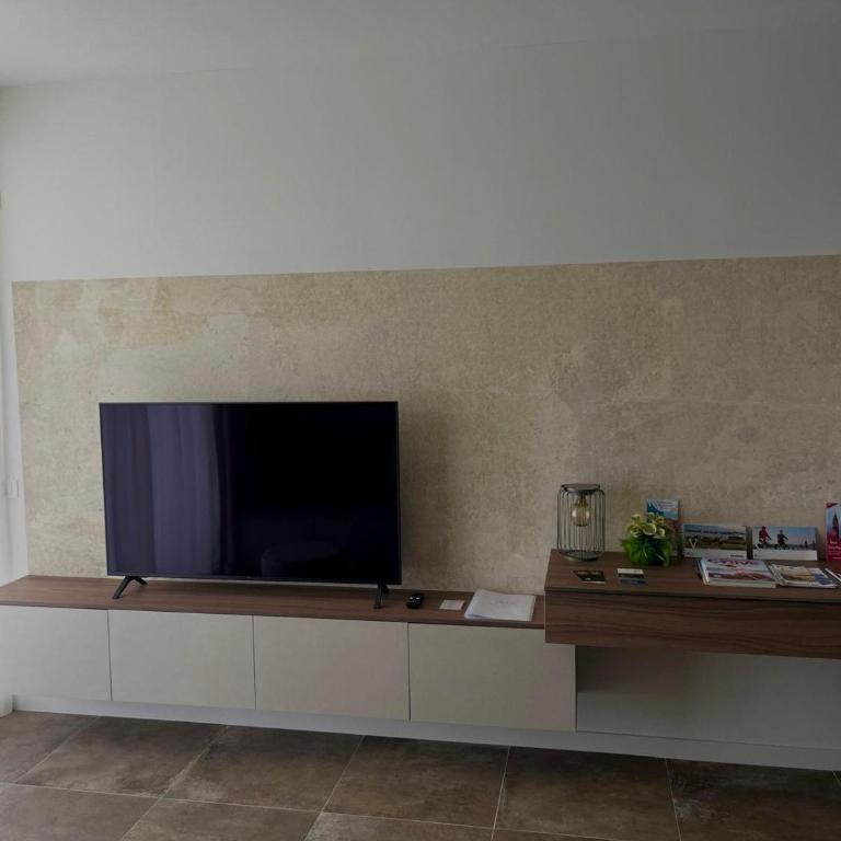 ALandGIO Smart Stay - Appartamento con 2 Camere da Letto e Terrazza - 4