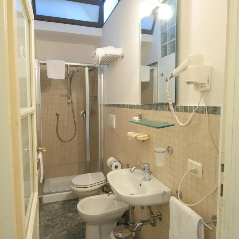 Casa Rovai Guest House - Camera Matrimoniale con Letto a 1 Piazza e Mezza e Bagno Privato Esterno - 7