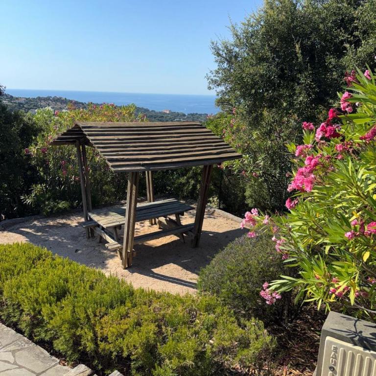 Mazet climatisé, vue mer, piscines - Appartement - 23