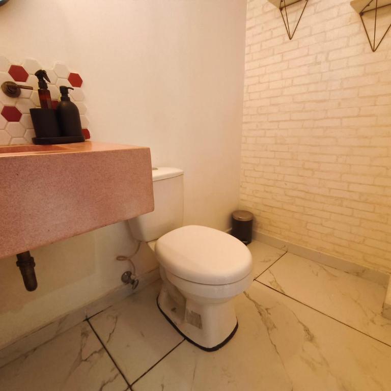 Bright 3BR Oasis 500Mbps WiFi & 24 7 Security - Three-Bedroom Apartment - 16