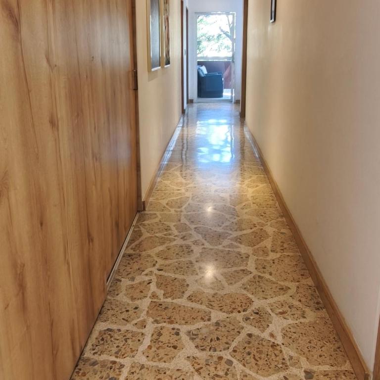 Bright 3BR Oasis 500Mbps WiFi & 24 7 Security - Three-Bedroom Apartment - 13
