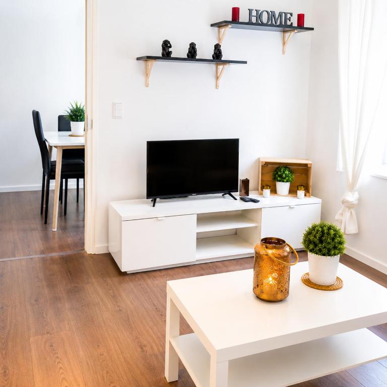 RM-1 - Joli 2 pièces tout équipé au 1er étage pour 1-3 pers - One-Bedroom Apartment - 24