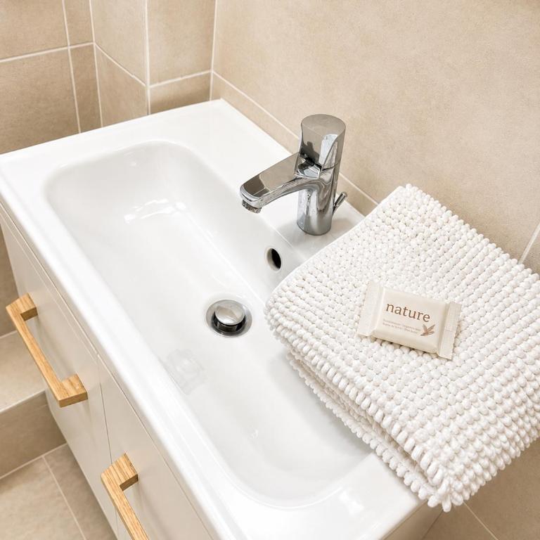 RM-1 - Joli 2 pièces tout équipé au 1er étage pour 1-3 pers - One-Bedroom Apartment - 30