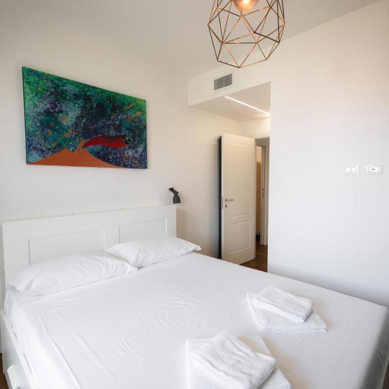 Elegant Designer Apartment in the Monumental Area - Appartamento con 2 Camere da Letto - 13