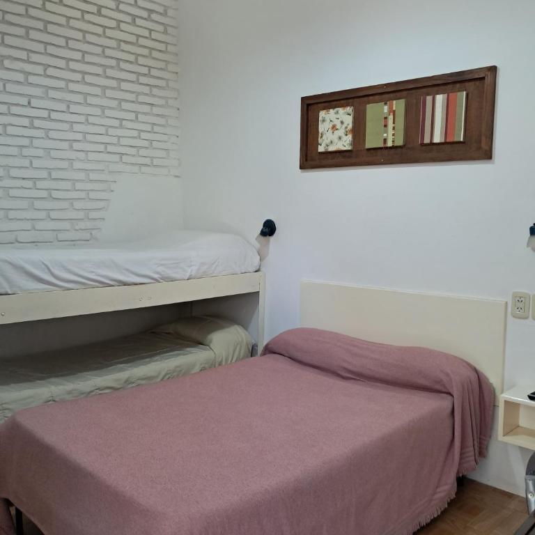 Hotel Del Parque - Habitación Doble con baño privado - 2 camas - 6