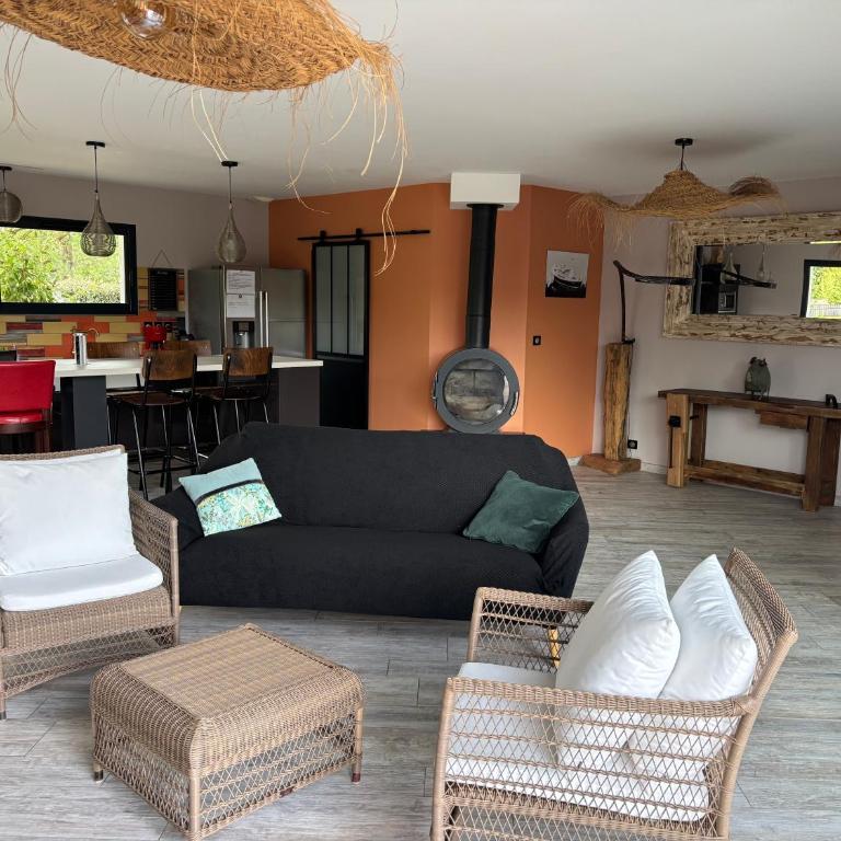 villa chaleureuse les portes de la presqu'ile - Villa avec Piscine Privée - 23