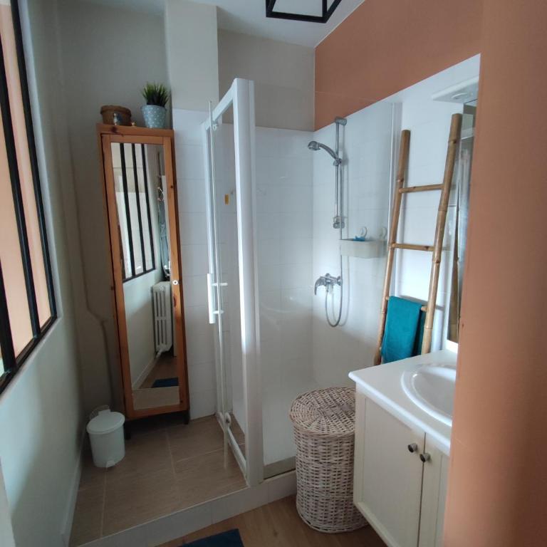 Appartement chaleureux proche de la mer - Appartement 2 Chambres - 4