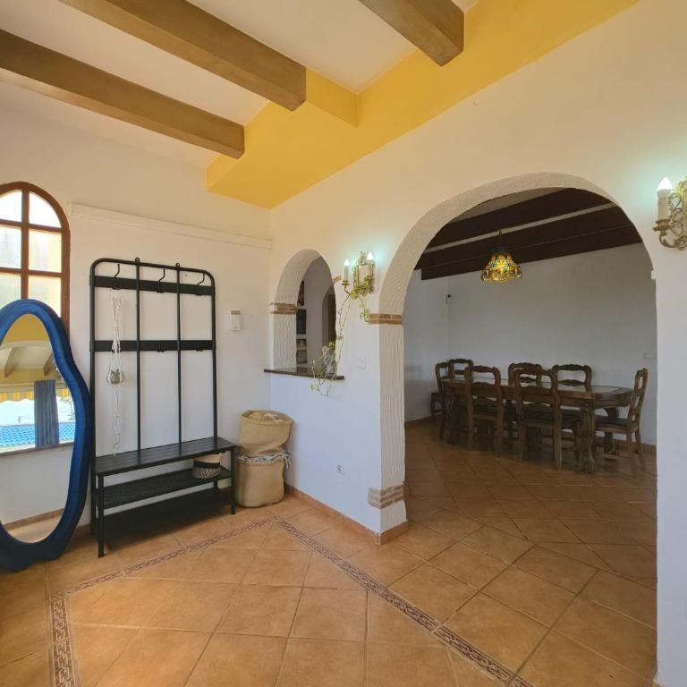 Azure Beach House El Campello - Villa con piscina privada - 10