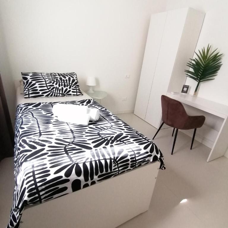 Urban Suite - Habitación Individual con baño compartido - 3